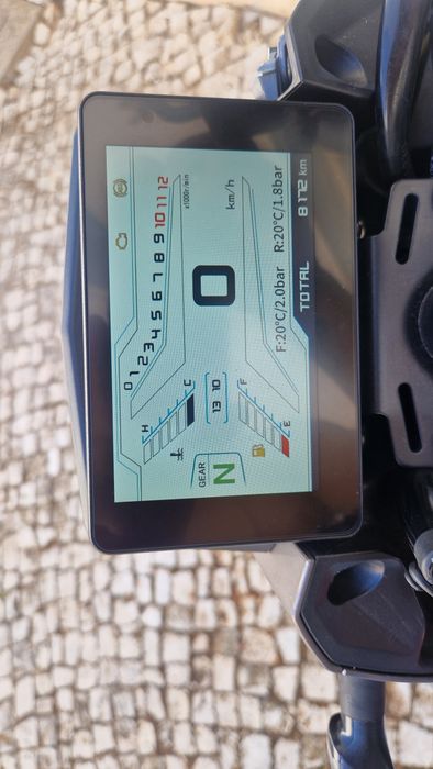 QJMOTOR 125 SRK S 06/2025 Acidentada em 07/2026 com 80% de aproveitamento das peças.