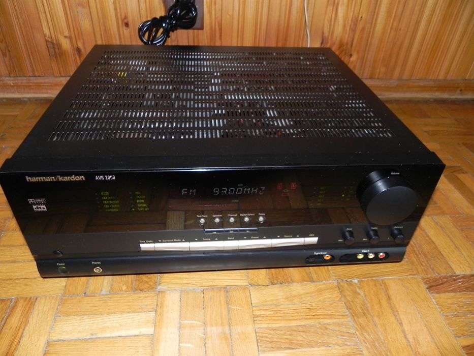 Amplituner Harman Kardon AVR 2000