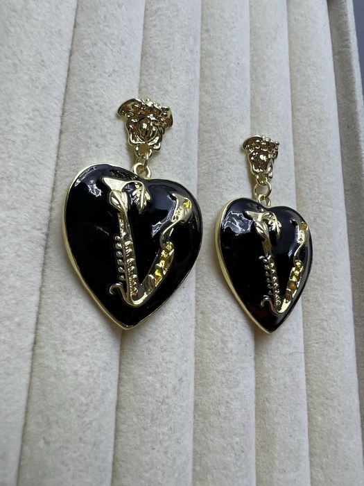 Nowe luksusowe kolczyki w kształcie serca