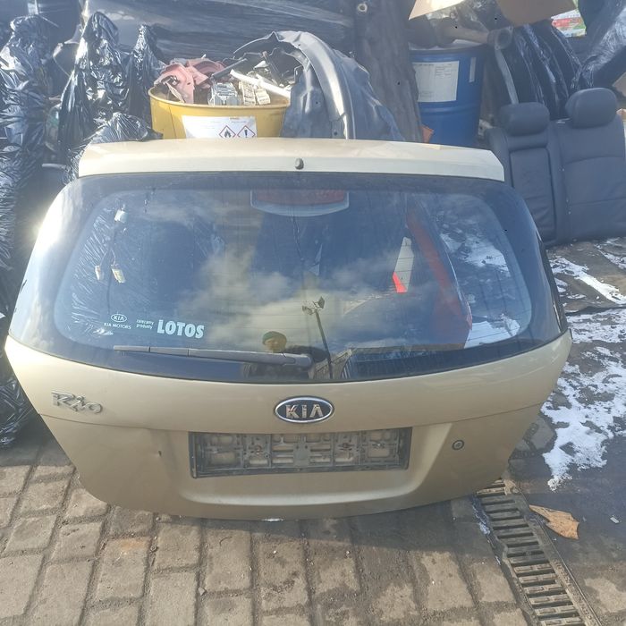 Кришка багажника Кіа Ріо кришка багажника