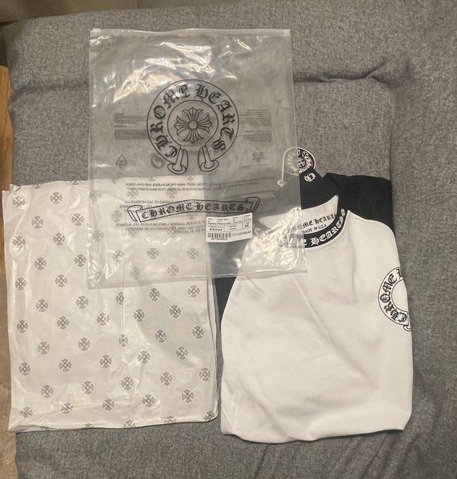 Chrome Hearts Manga Comprida Preta/Branca- Tamanho M