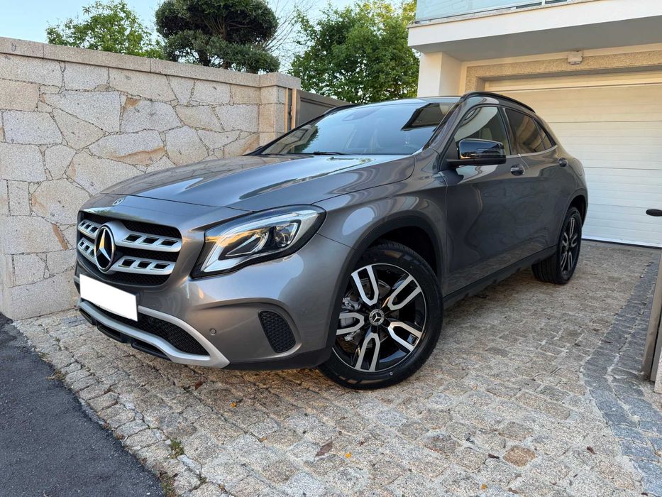 Mercedes -Benz GLA 180d Peak Edition