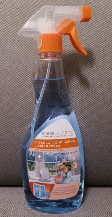 Faberlic Home Spray do czyszczenia szyb i luster, efekt antyzaparowania