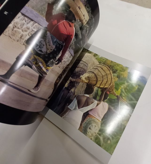 Livro de fotografia As Mulheres de Moçambique