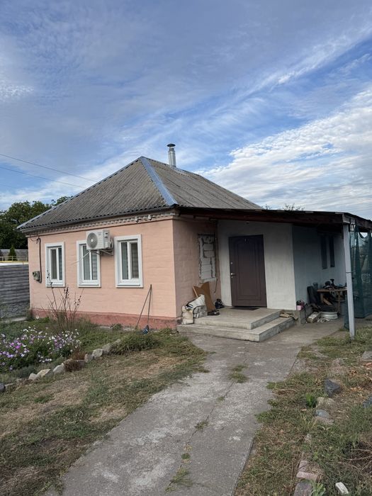 Продам будинок з ремонтом