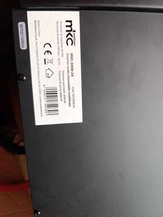 інвертор Melchioni MKC-3000-24 (модифікована синусоїда)