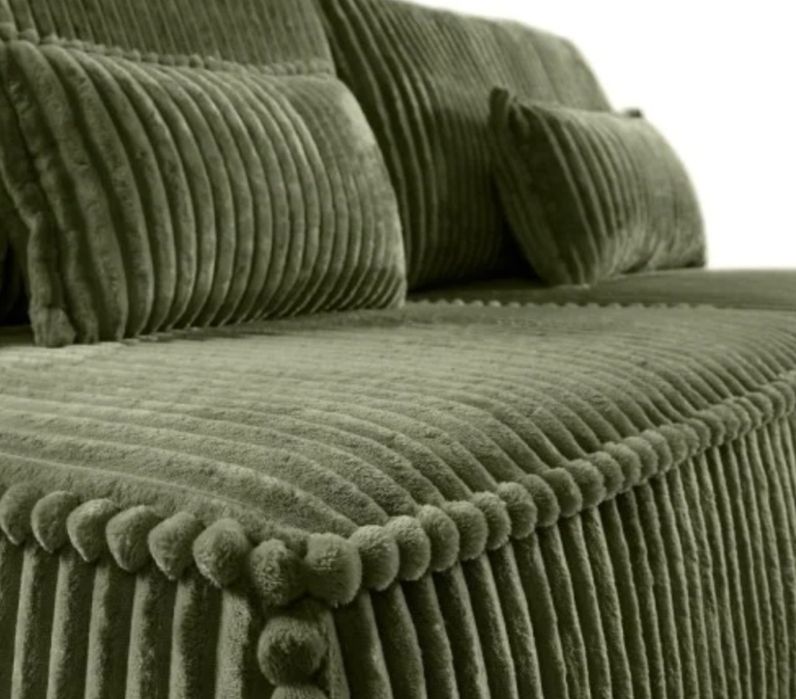 Nowoczesna nowa sofa