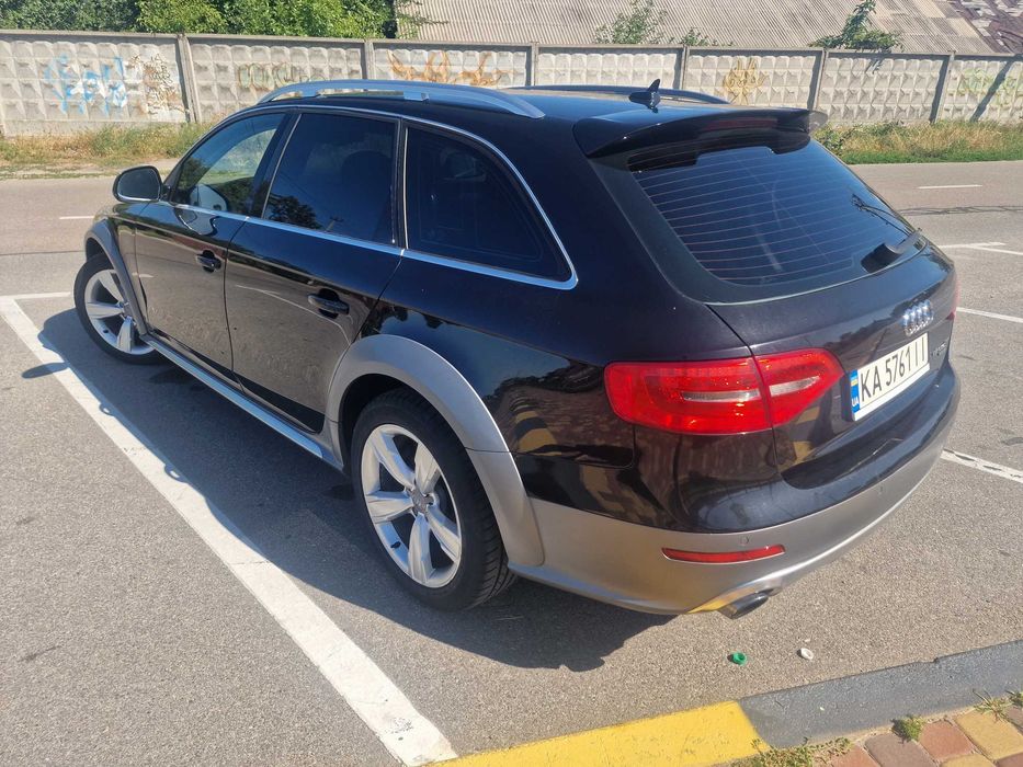 Audi A4 Allroad 2012 VIN WA1UFAFL5DA143981 фото оголошення 4 з 24