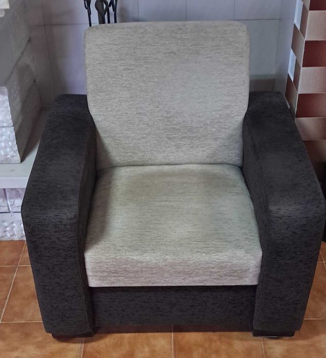 1 Sofa de 3 lugares + 1 Sofa de 1 lugar