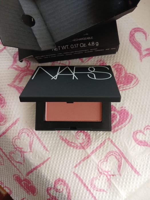 Рум'яна Nars deep throat