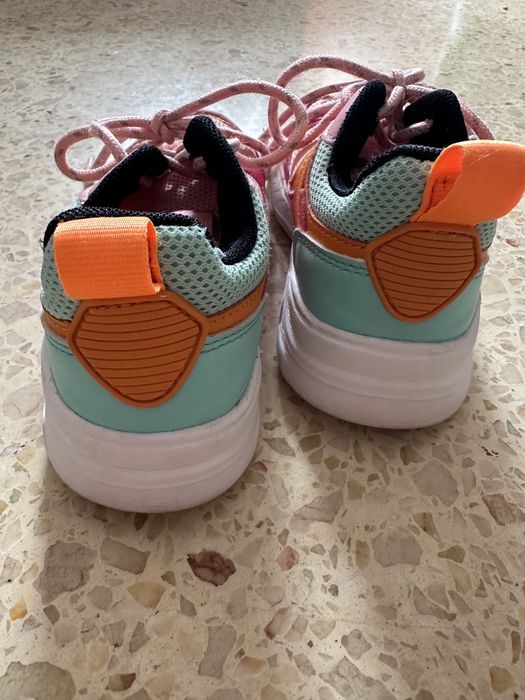 Кросівки спортивні BOJO