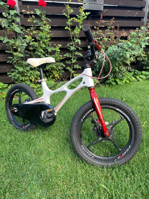 Дитячий велосипед RoyalBaby Space Shuttle 16" білий