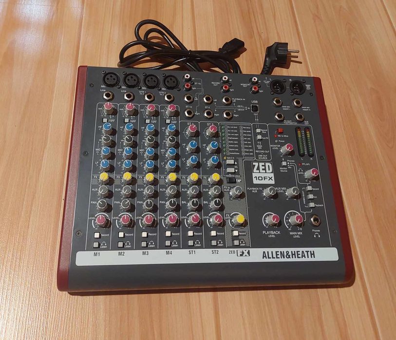 Allen&Heath ZED-10FX mikser