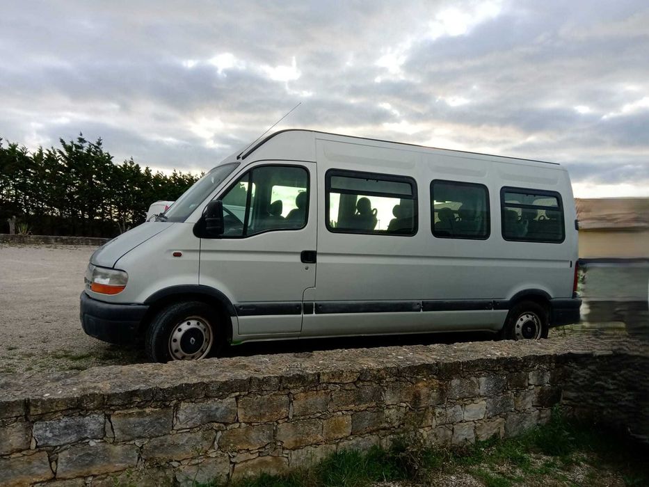 Autocarro minibus 16 lugares