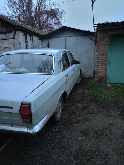 Автомобіль Газ 2410 Волга