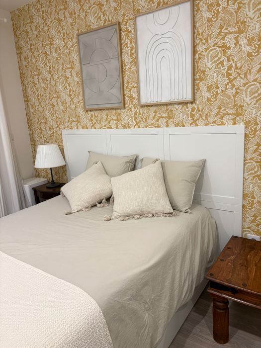 HANVIKEN - 6x portas IKEA 60x64 - usado como cabeceira de cama