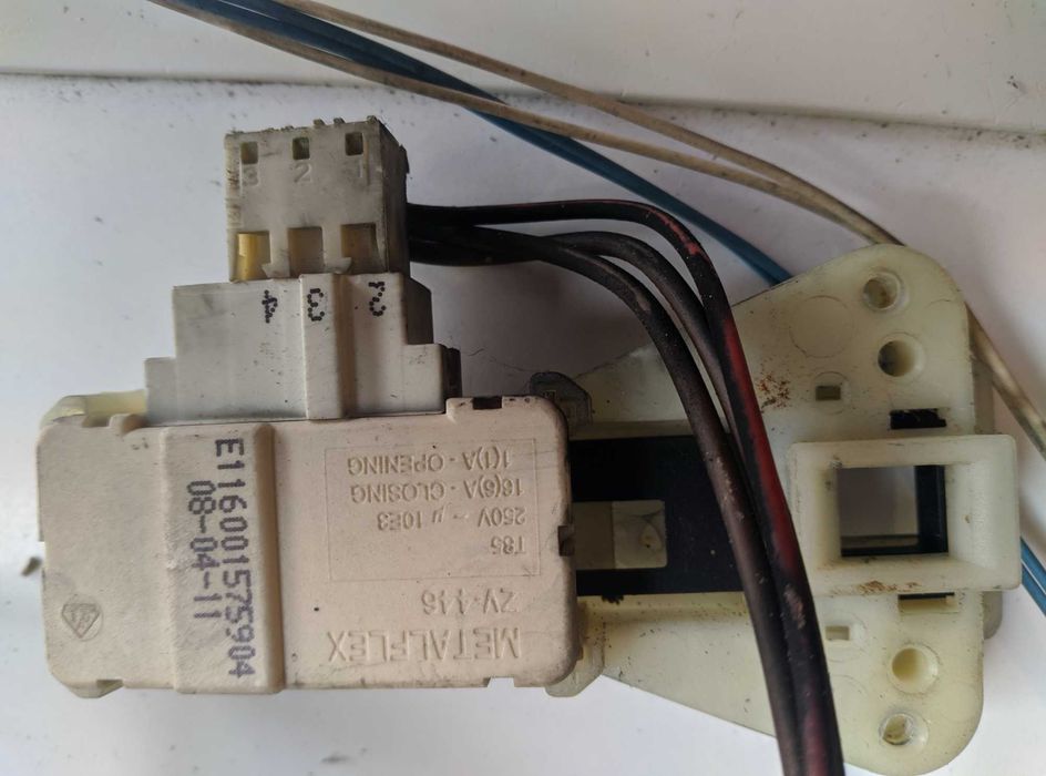 Пральна машина Indesit IWSC 5085 (запчастини)