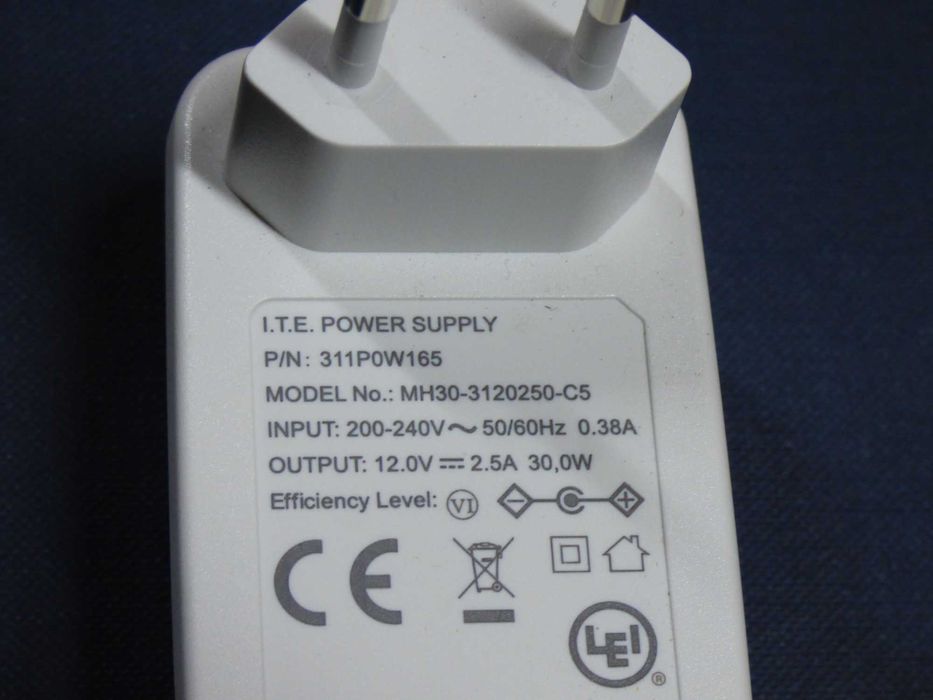 Електрошрот 12v 2.5a 30 w Блок живлення Leader Elektronics