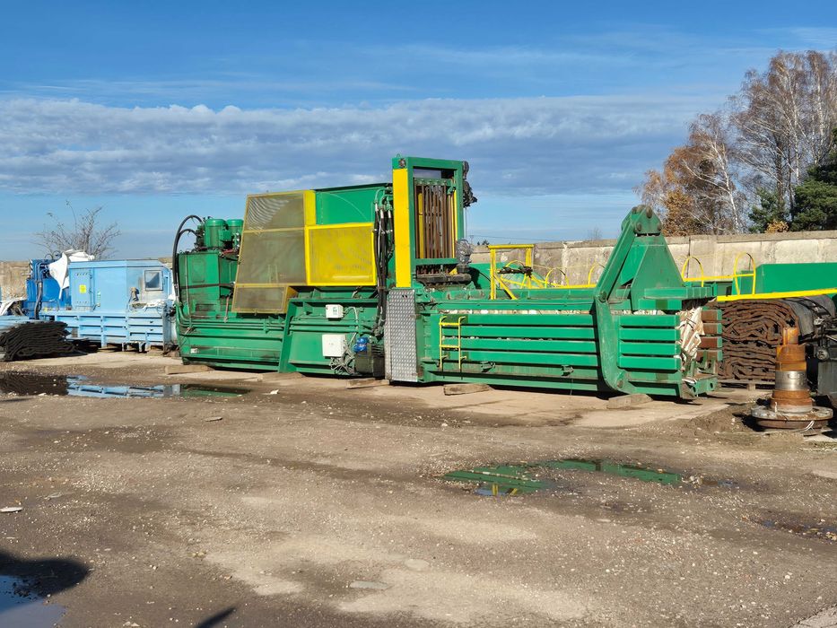 Prasa kanałowa, Belownica do odpadów/ Bollegraaf HBC 110 + taśmociąg