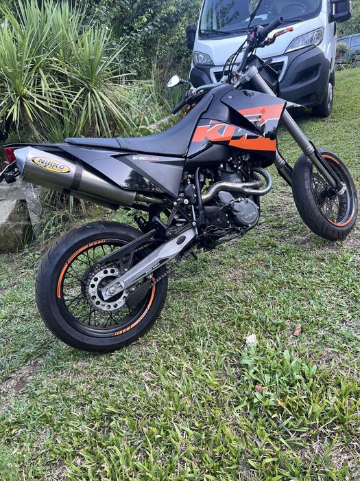 KTM 640 LC4 supermotard de livrete