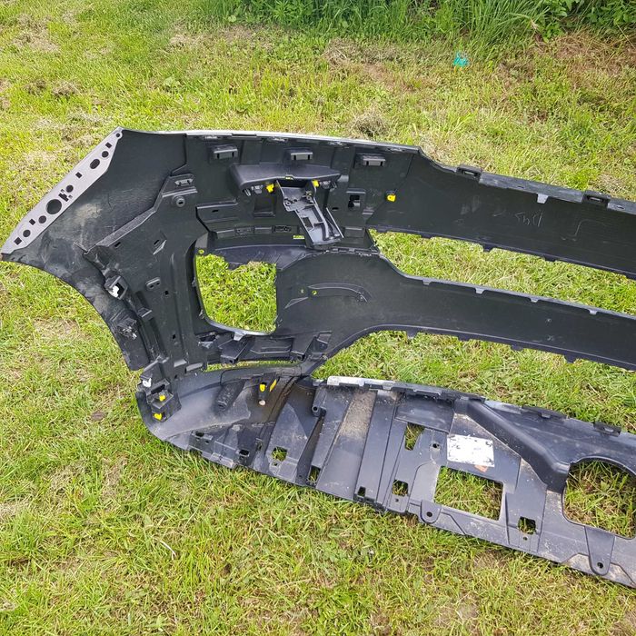 zderzak przód Range Rover Sport V 22-