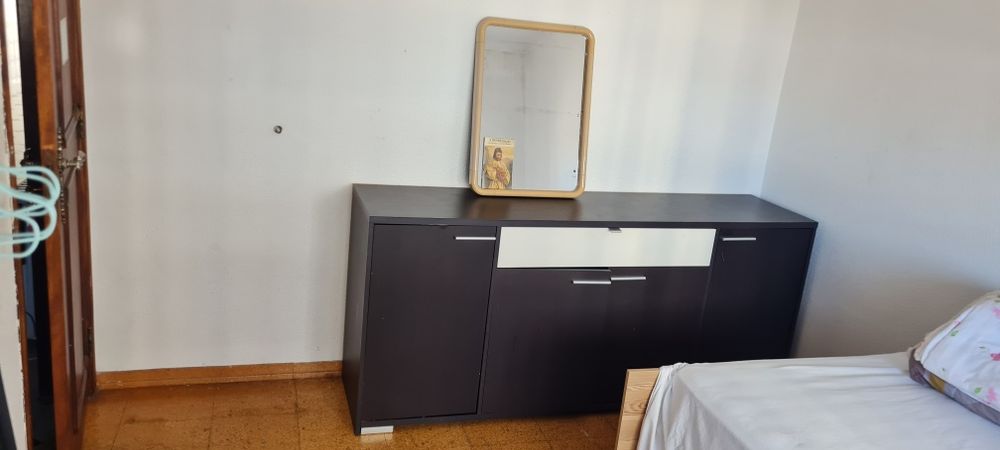 Quarto individual para arrendar em Setúbal