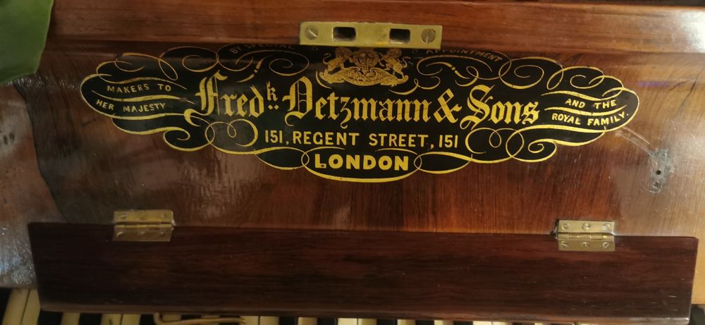 Stare pianino z 1860 r.