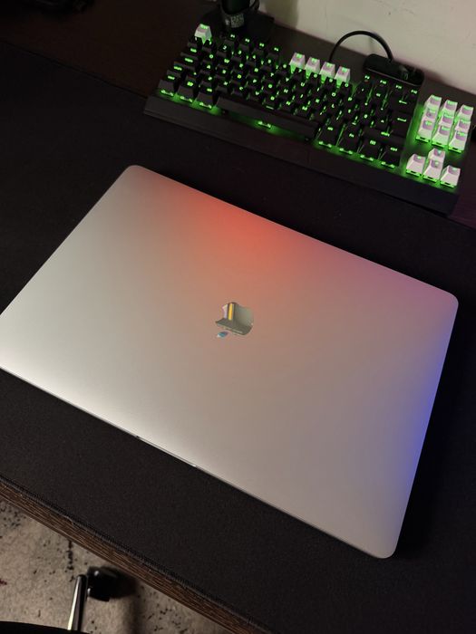 Macbook Pro 15 2017 (Touchbar)