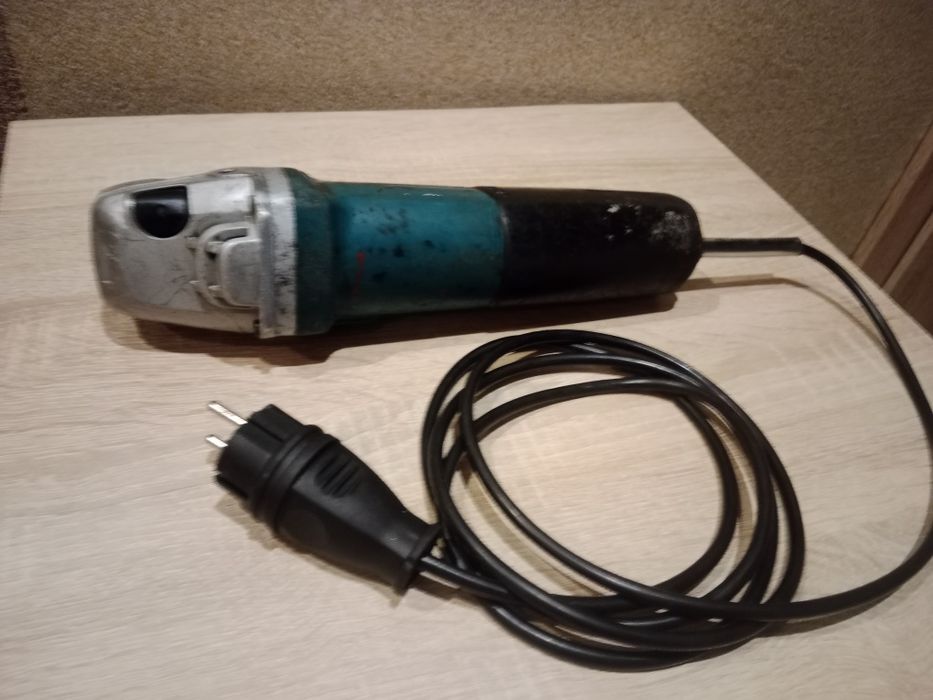 Szlifierka Makita 9565H 1400w