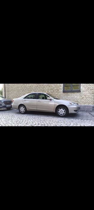 Toyota camry 2,4 LE 2005 16 V