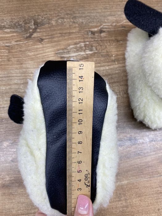 Тапки домашні Чуні Барашек Шон дитячі з овчини