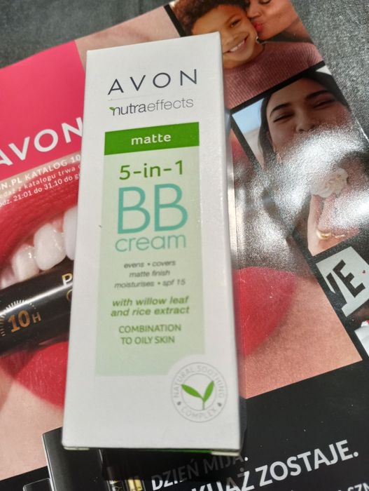 Krem do twarzy BB Avon