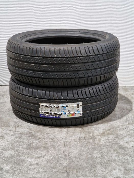 [Como Novos] 2 Pneus 205/50R17 MICHELIN