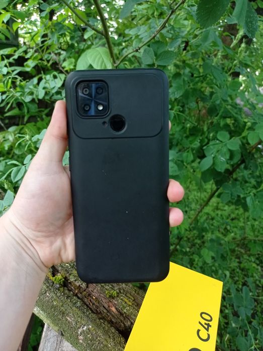 СРОЧНО продам телефон Poco c40