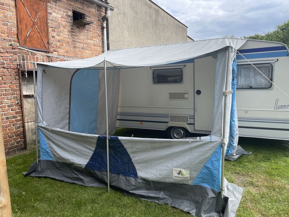 Namiot przedsionek do przyczepy