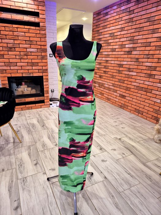 Kolorowa letnia sukienka maxi
