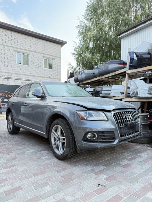 Розборка audi Q5 8R 2.0 3.0 бампер фари капот двигун ляда шрот