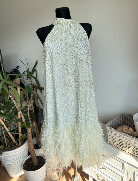 Asos miętowa 52 pióra , cekiny