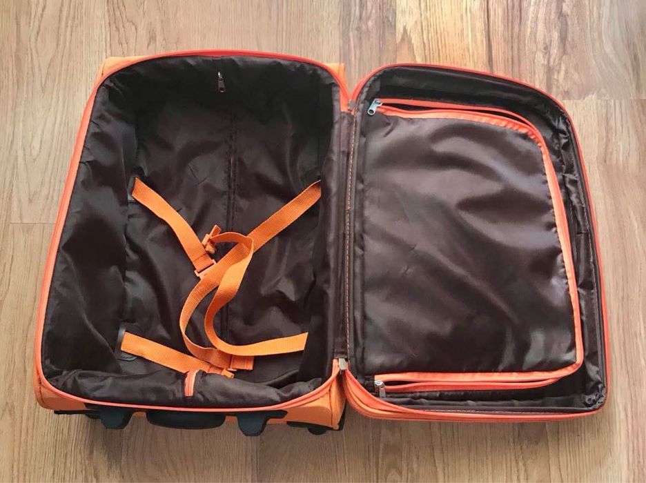 Чемодан валіза