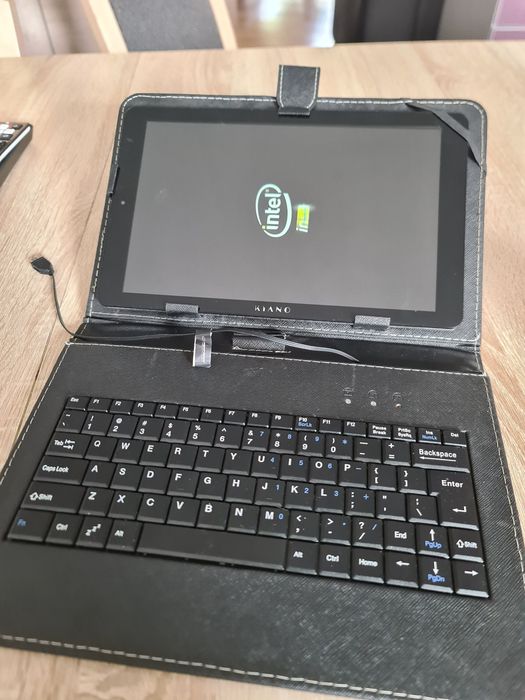 Tablet 10 cali kiano plus klawiatura i etui