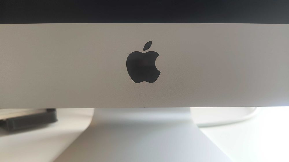 iMac (Retina 5k, 27-inch, Late 2015)