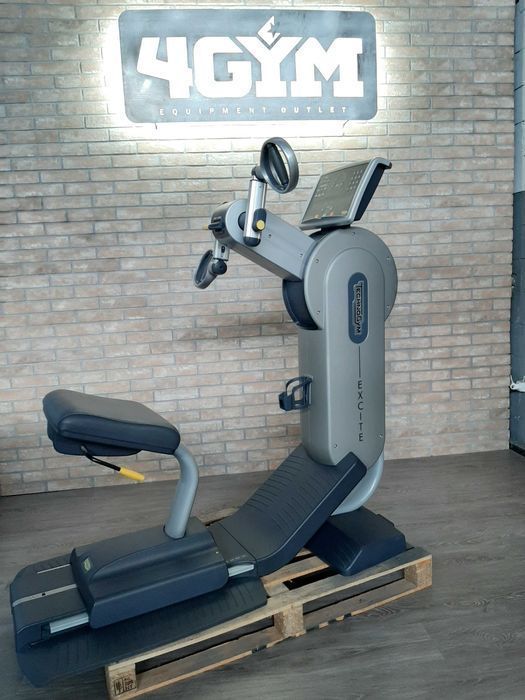 Ручний велотренажер Technogym Excite 700