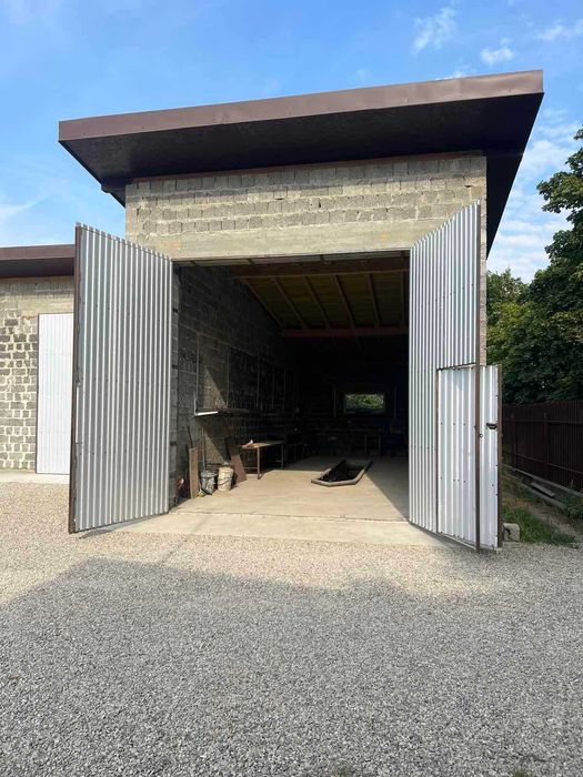 Здаються в оренду приміщення.