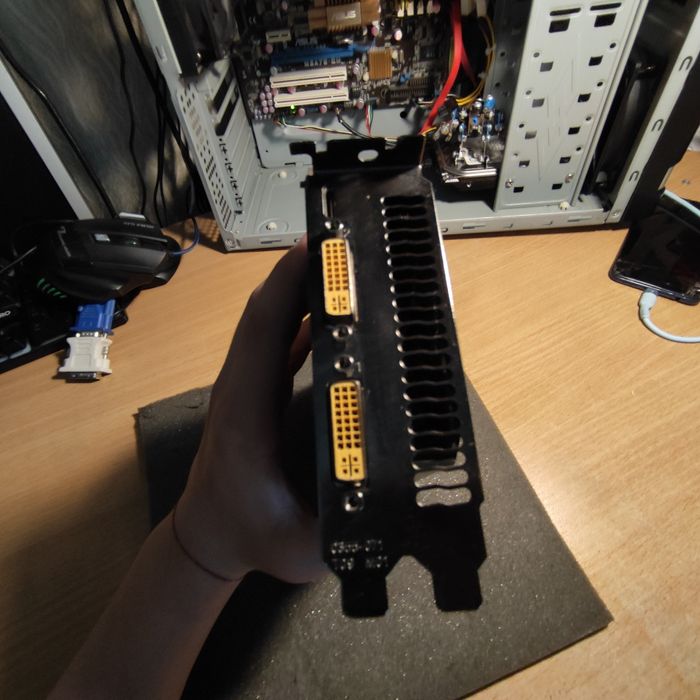 Відеокарта GTS 450