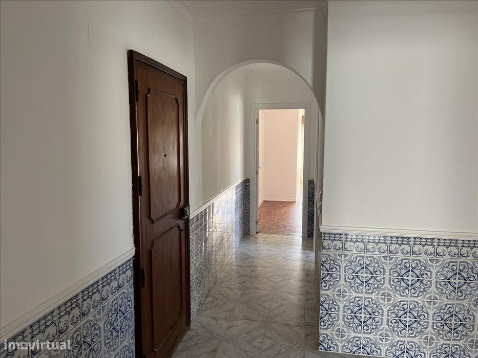 Apartamento T2- 85m Aguálva Sintra
