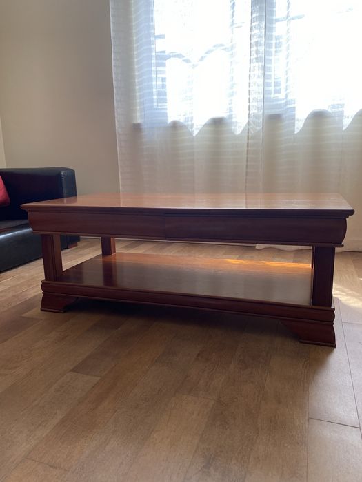 Mesa de centro em madeira maciça de cerejeira