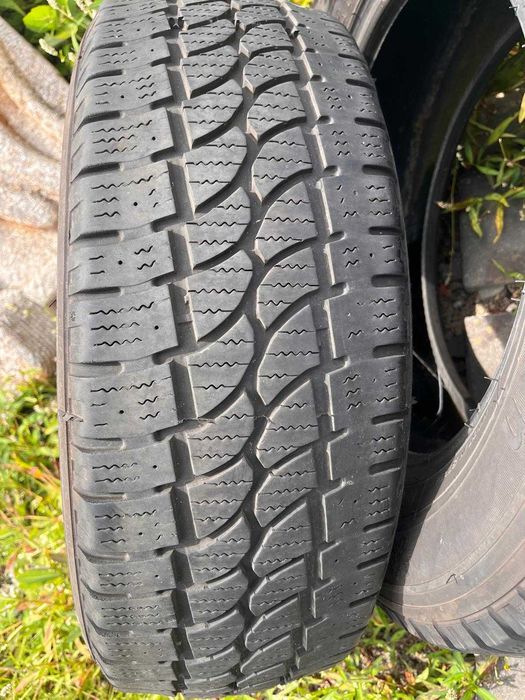 Opony Karmoran 225/65R 16C