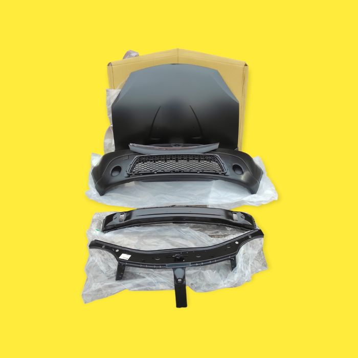 Бампер решотка Dacia Sandero Сандеро