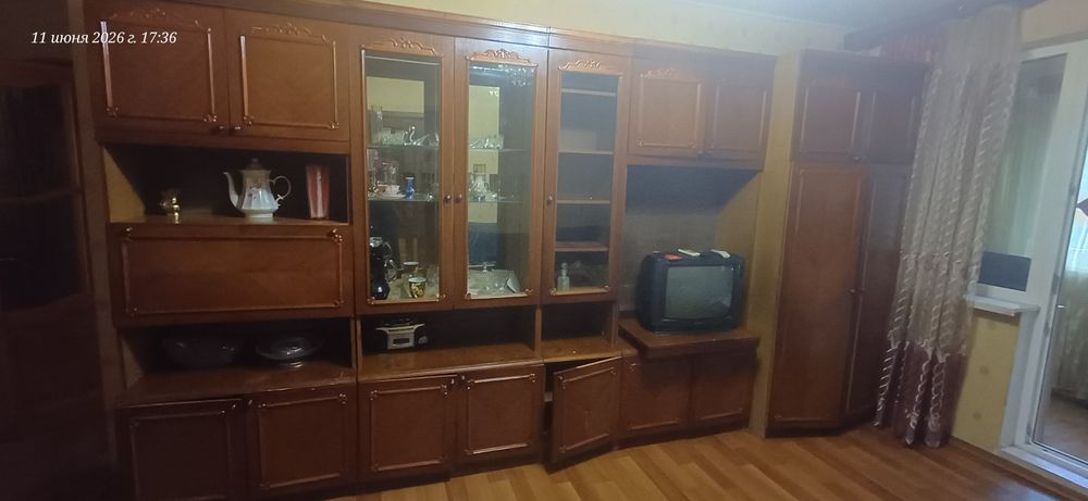 Отдам мебельную стенку