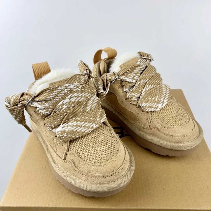 UGG Lowmel Sand r.41